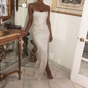 MESHKI SIERRA GLITTER MAXI DRESS